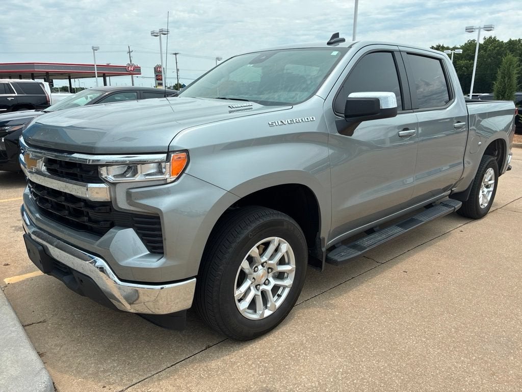 2025 Chevrolet Silverado 1500 LT