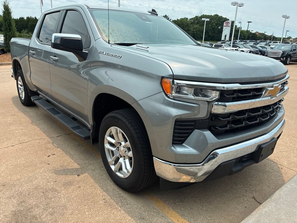 2025 Chevrolet Silverado 1500 LT
