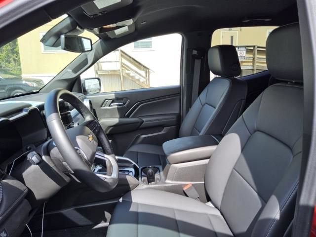 2025 Chevrolet Colorado WT/LT