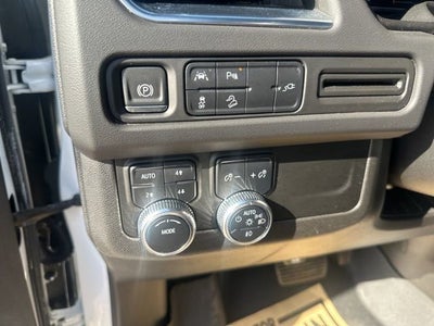 2022 GMC Yukon XL AT4