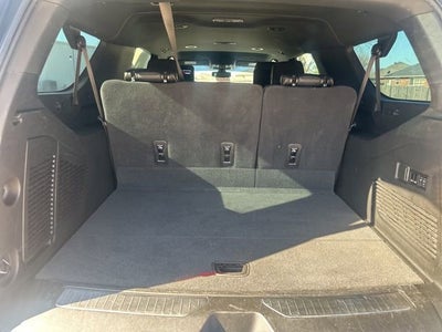 2022 GMC Yukon XL AT4