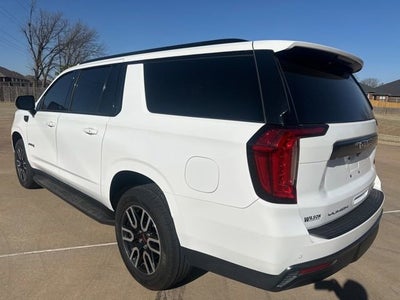 2022 GMC Yukon XL AT4