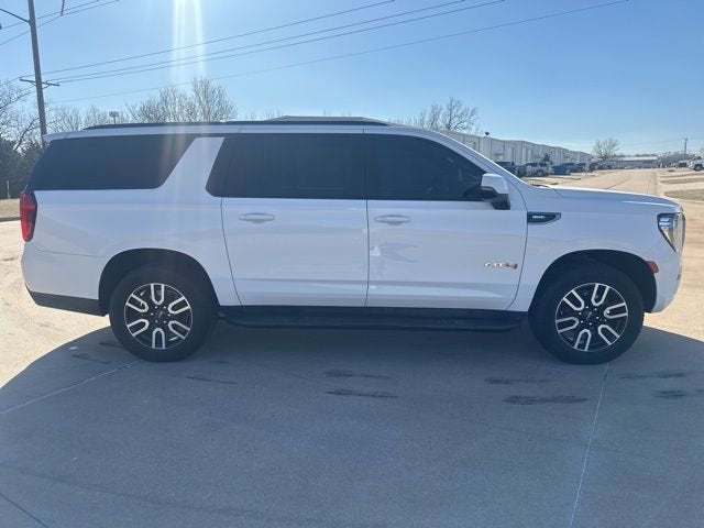2022 GMC Yukon XL AT4