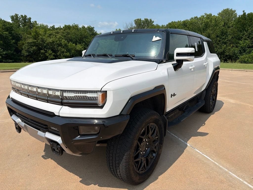 2025 GMC Hummer EV 3X SUV's photo