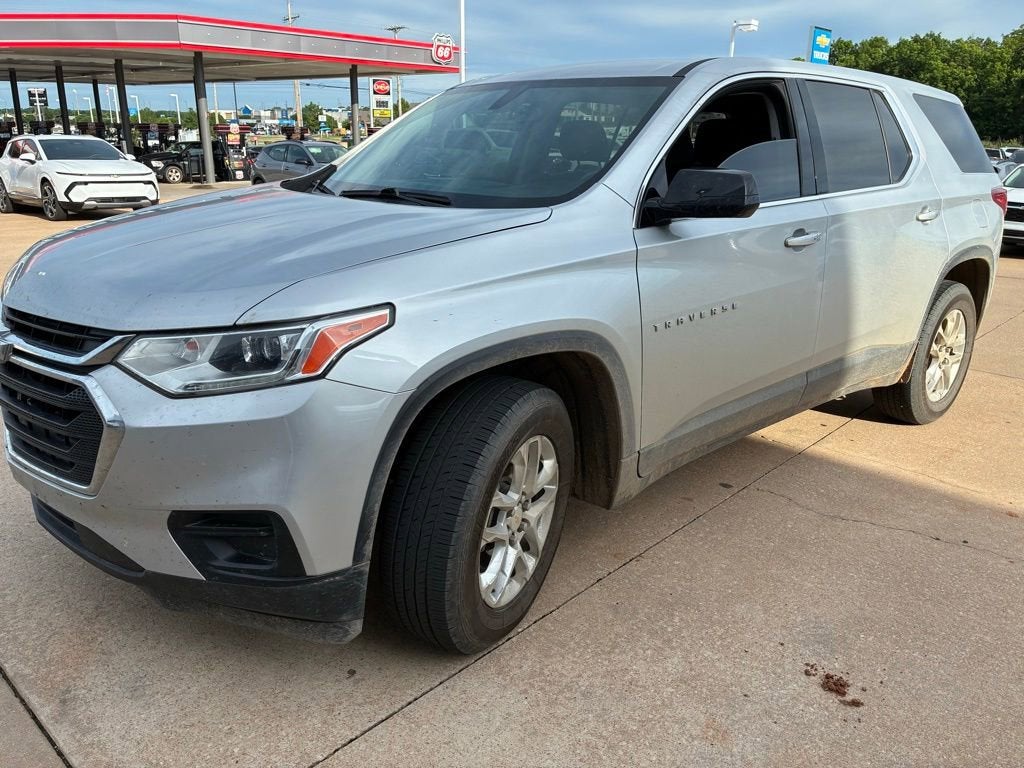 2020 Chevrolet Traverse FWD LS's photo