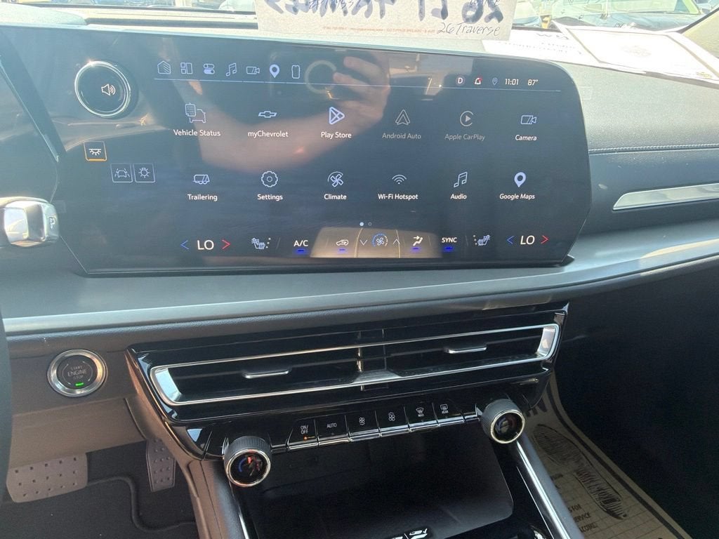 2026 Chevrolet Traverse LT
