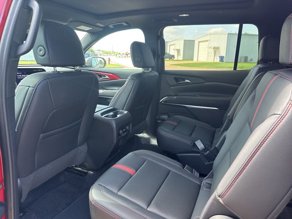 2025 Chevrolet Traverse RS