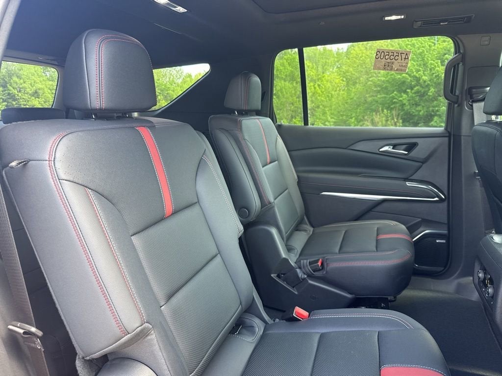 2025 Chevrolet Traverse RS