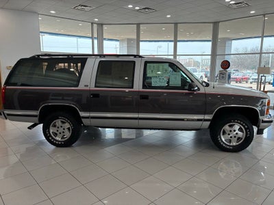 1993 Chevrolet Suburban Base
