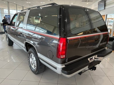 1993 Chevrolet Suburban Base
