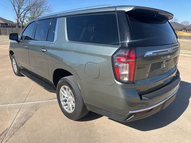 2024 Chevrolet Suburban LT