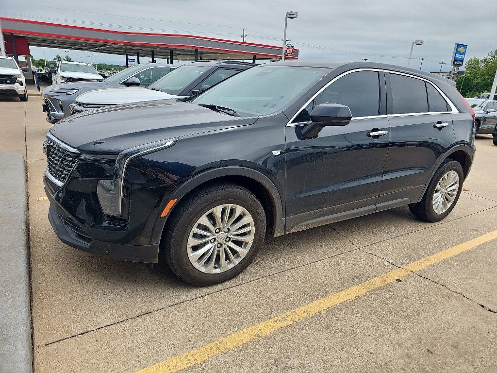 2024 Cadillac XT4 Luxury