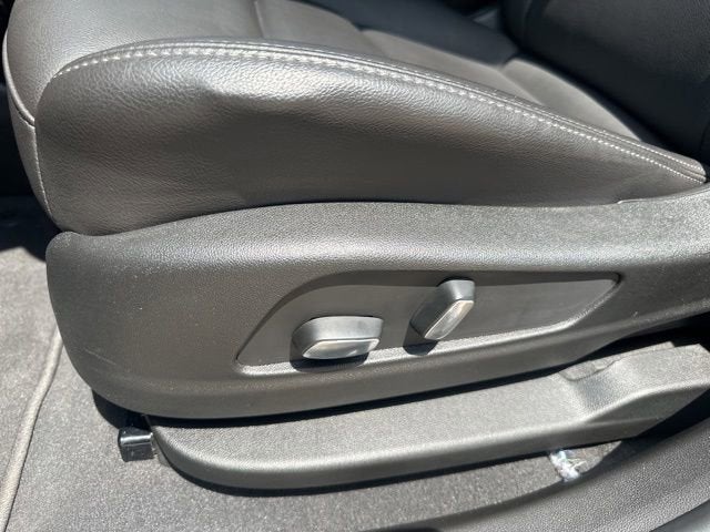 2024 Cadillac XT5 Luxury