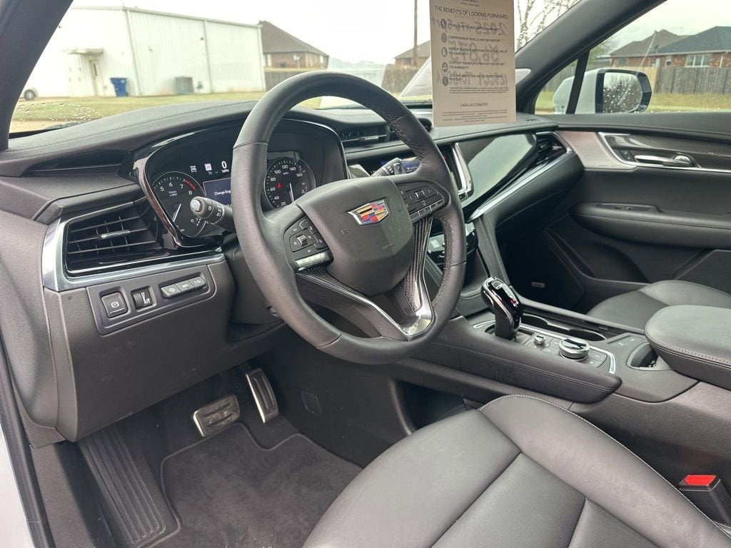 2025 Cadillac XT6 Sport