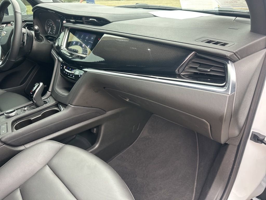 2025 Cadillac XT6 Sport