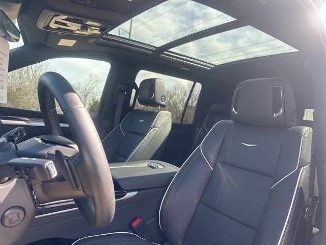 2025 Cadillac Escalade ESV Premium Luxury