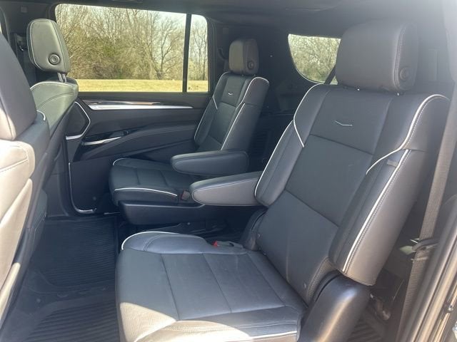 2025 Cadillac Escalade ESV Premium Luxury