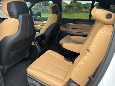 2025 Cadillac ESCALADE IQ Luxury 2