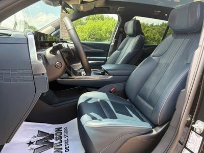 2025 Cadillac ESCALADE IQ Luxury 2