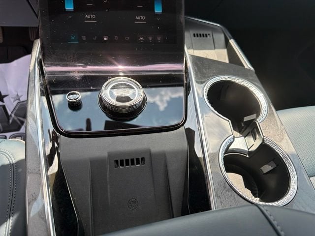 2025 Cadillac ESCALADE IQ Luxury 2