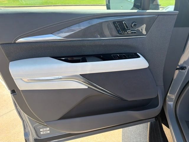 2026 Cadillac ESCALADE IQ Sport