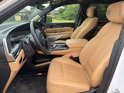 2025 Cadillac ESCALADE IQ Sport 2