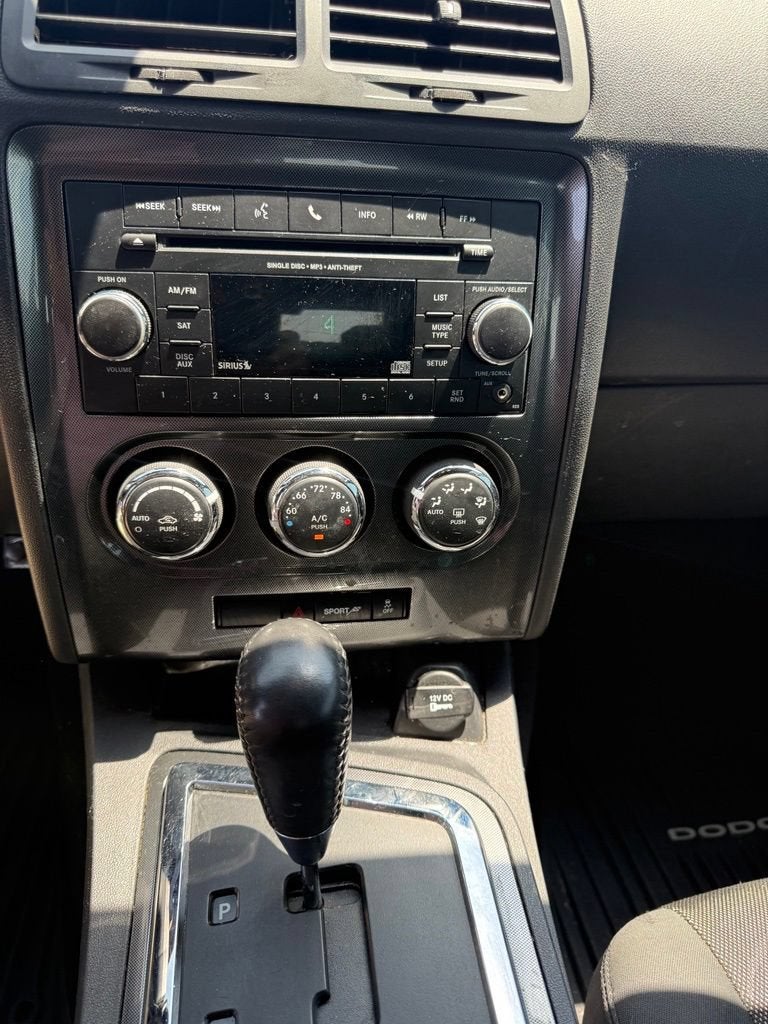 2014 Dodge Challenger SXT