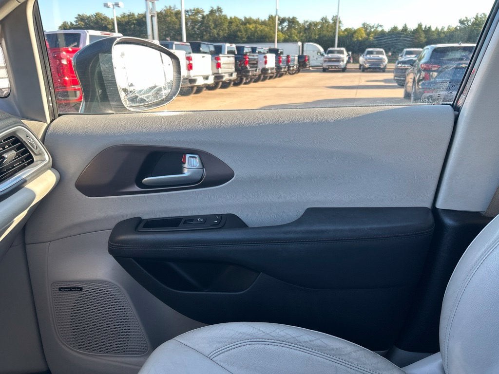 2018 Chrysler Pacifica Touring L Plus
