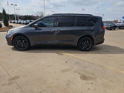 2021 Chrysler Pacifica Limited