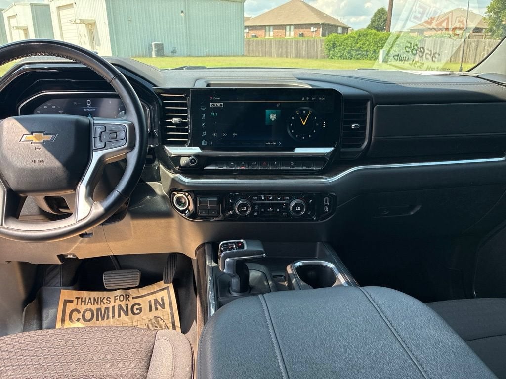 2024 Chevrolet Silverado 1500 LT