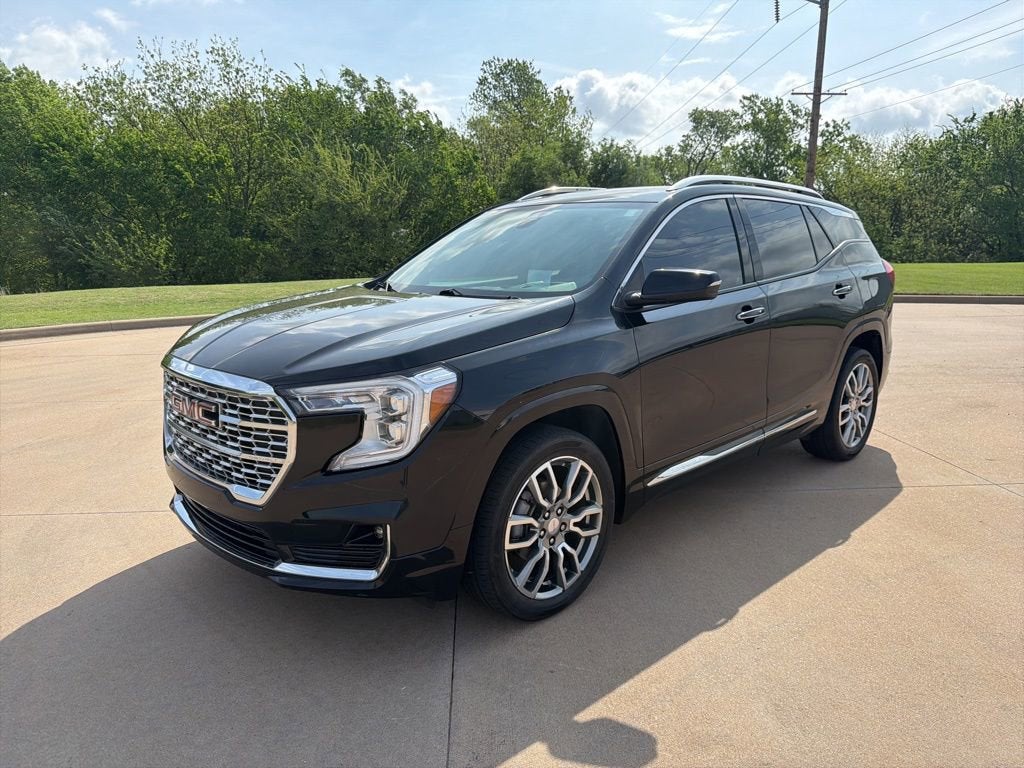2022 GMC Terrain Denali AWD's photo
