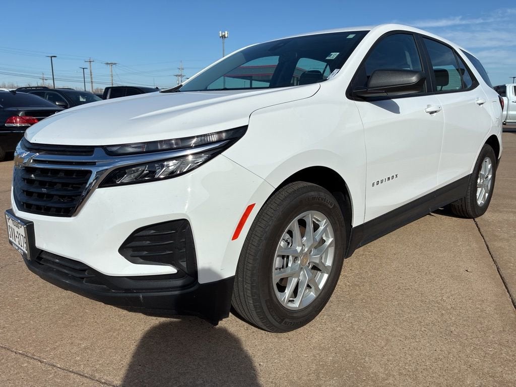 2023 Chevrolet Equinox LS