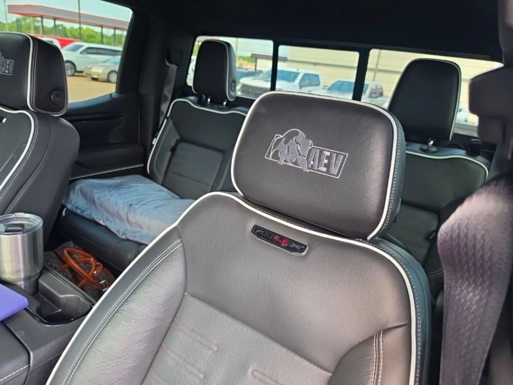 2023 GMC Sierra 1500 AT4X