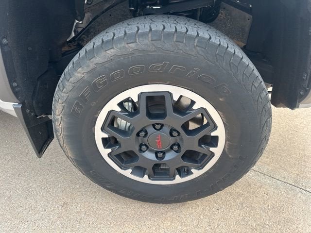 2024 Toyota Tacoma 4WD SR5