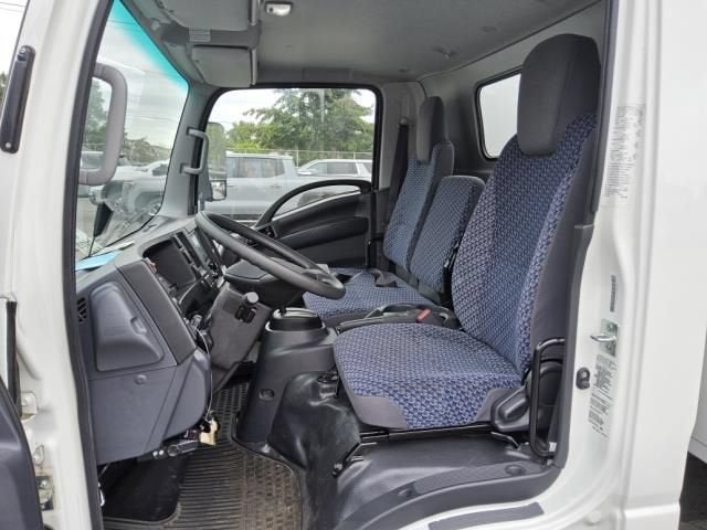 2023 Chevrolet Low Cab Forward 3500 HG Base