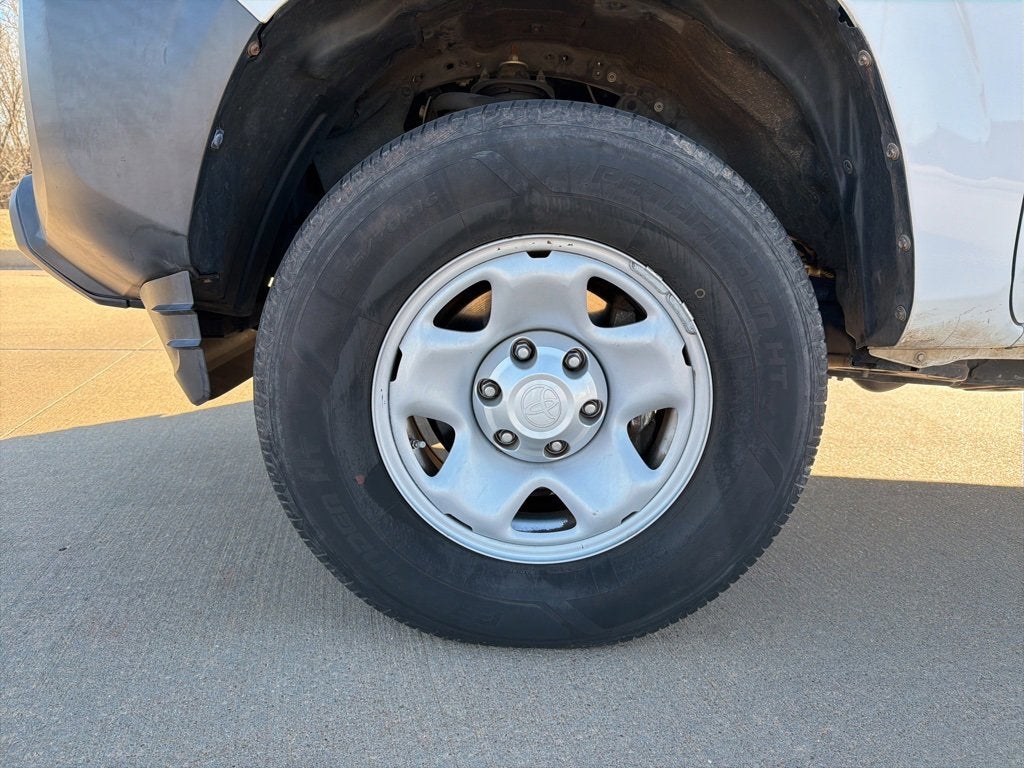 2016 Toyota Tacoma SR