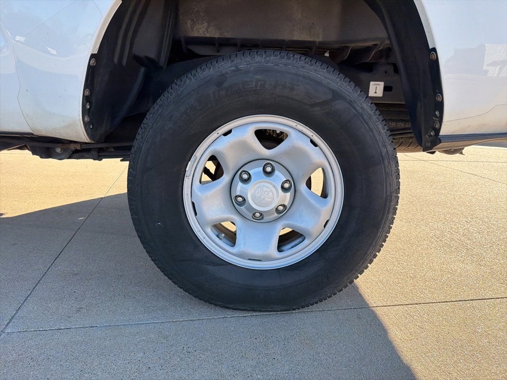 2016 Toyota Tacoma SR