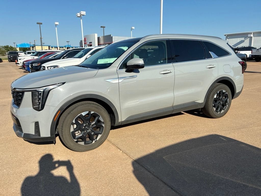 2025 Kia Sorento S