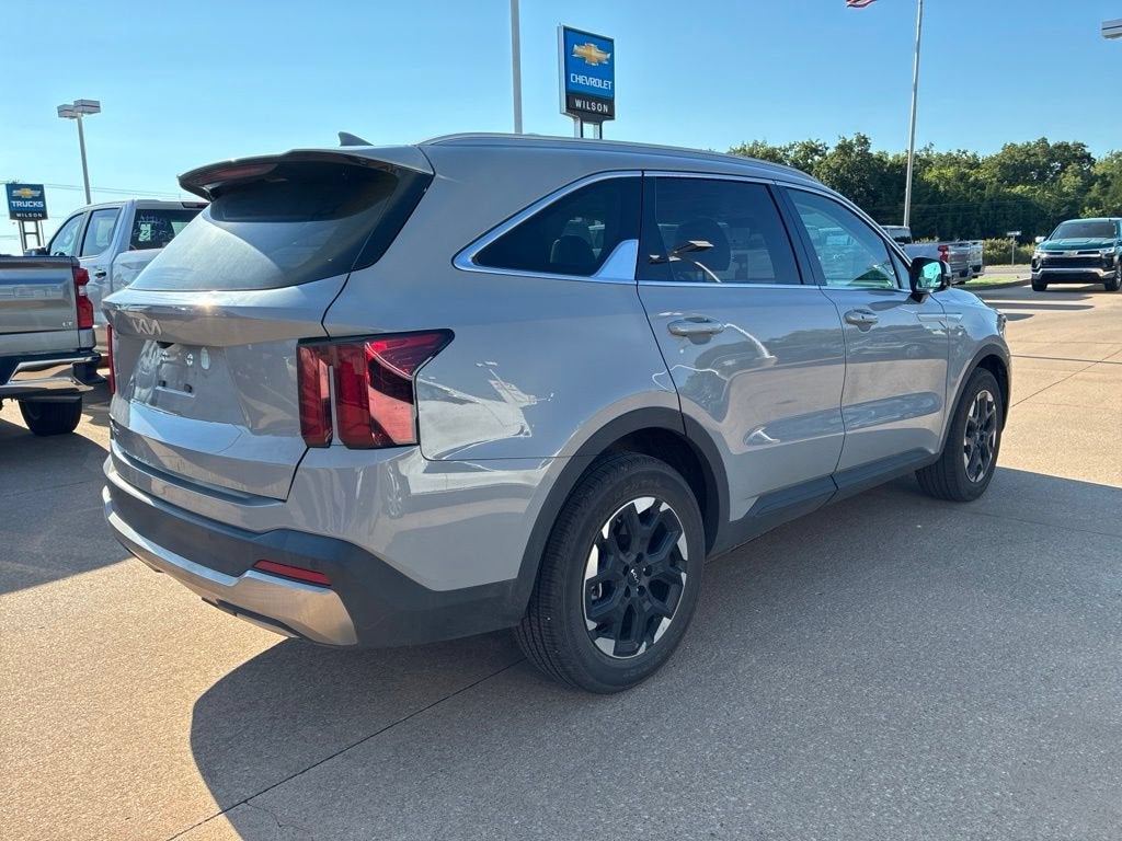 2025 Kia Sorento S