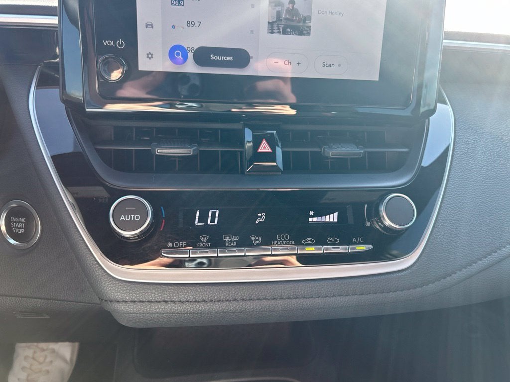 2025 Toyota Corolla SE