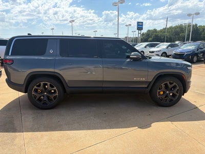 2023 RIVIAN R1S Adventure