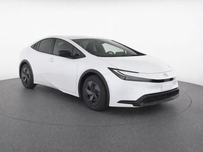 2025 Toyota Prius LE