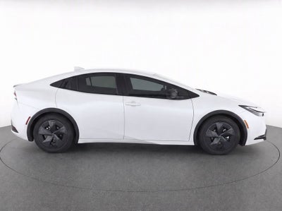2025 Toyota Prius LE