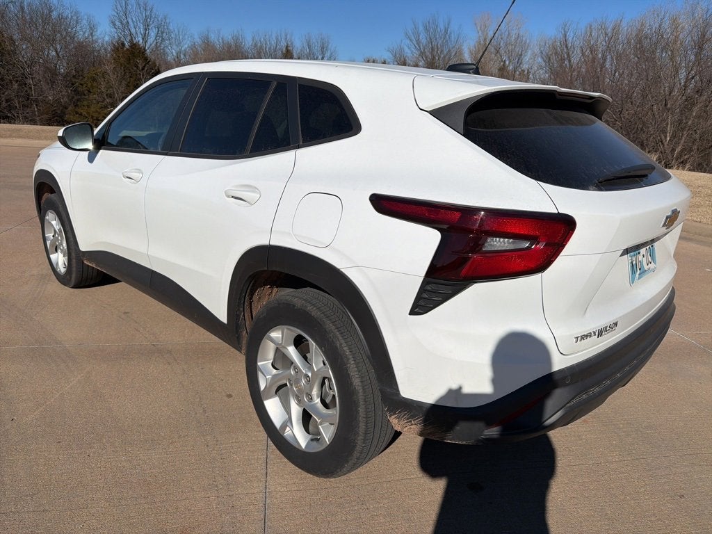 2025 Chevrolet Trax LS