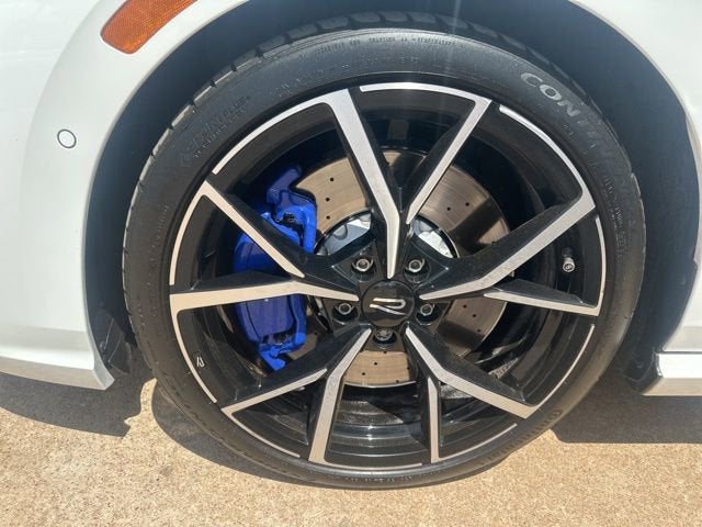 2022 Volkswagen Golf R Base